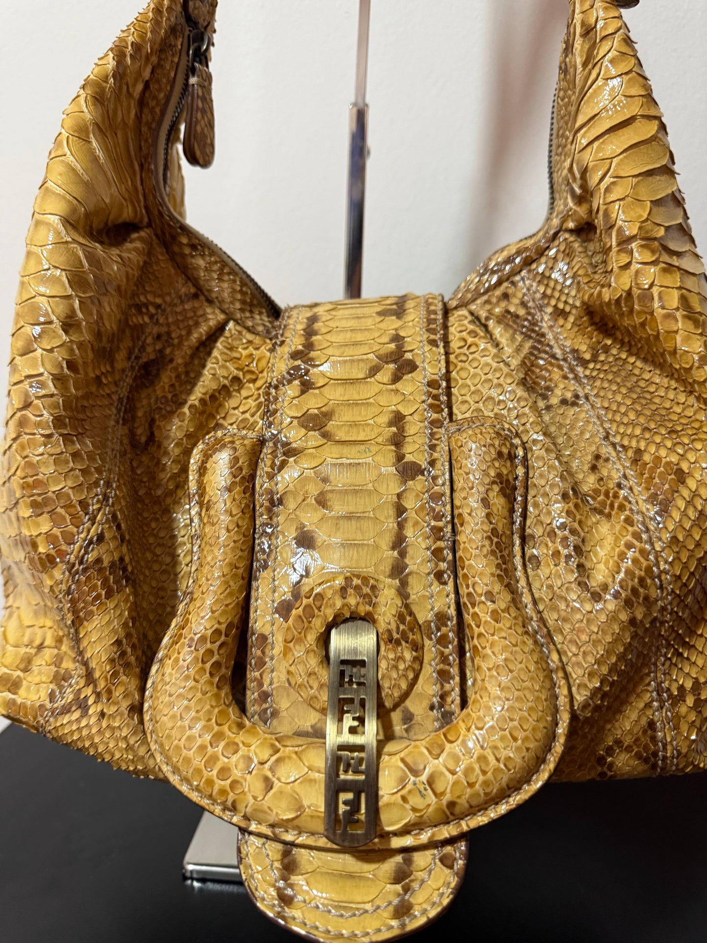 Fendi Borsa B Python Hobo