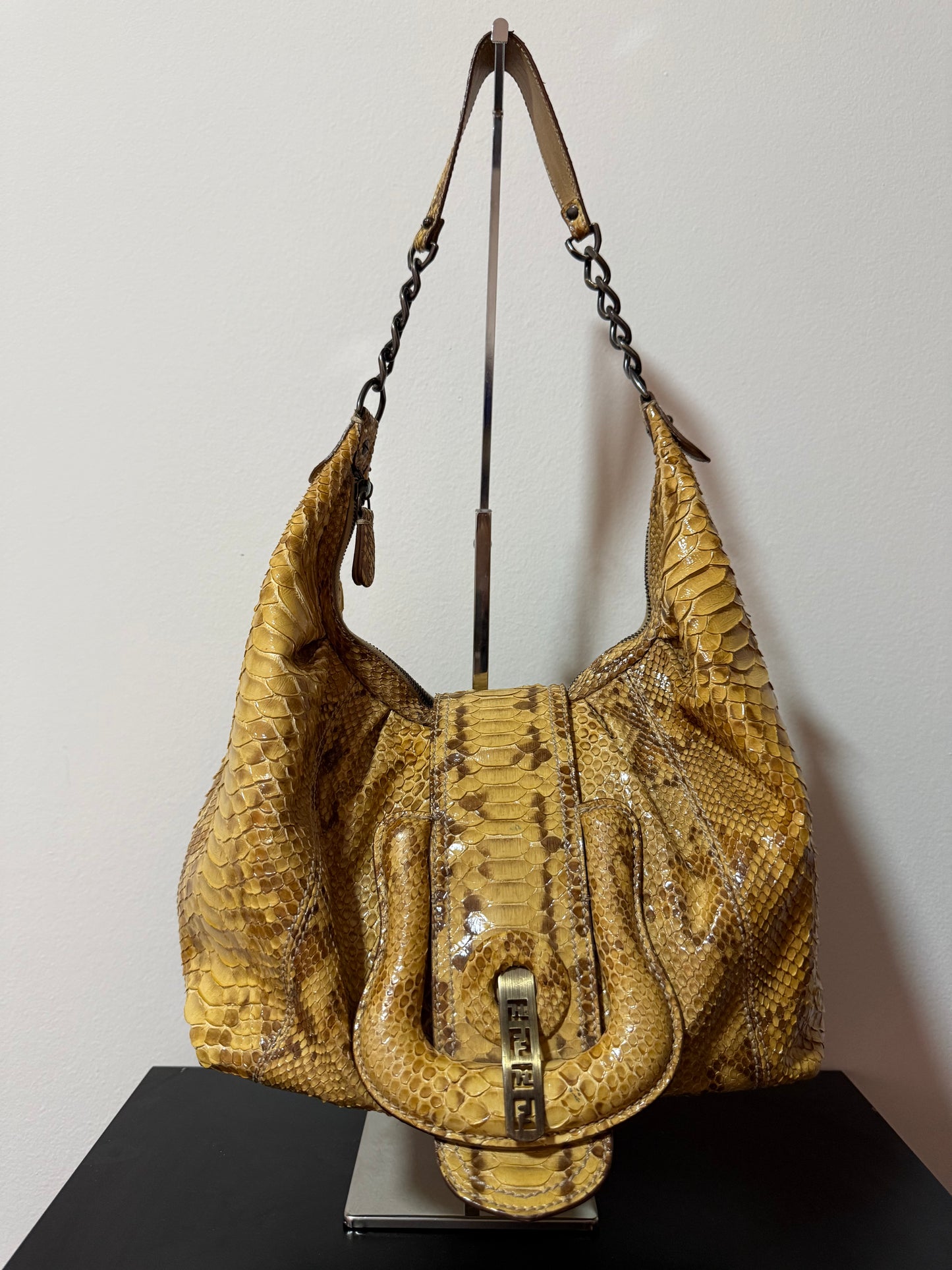 Fendi Borsa B Python Hobo